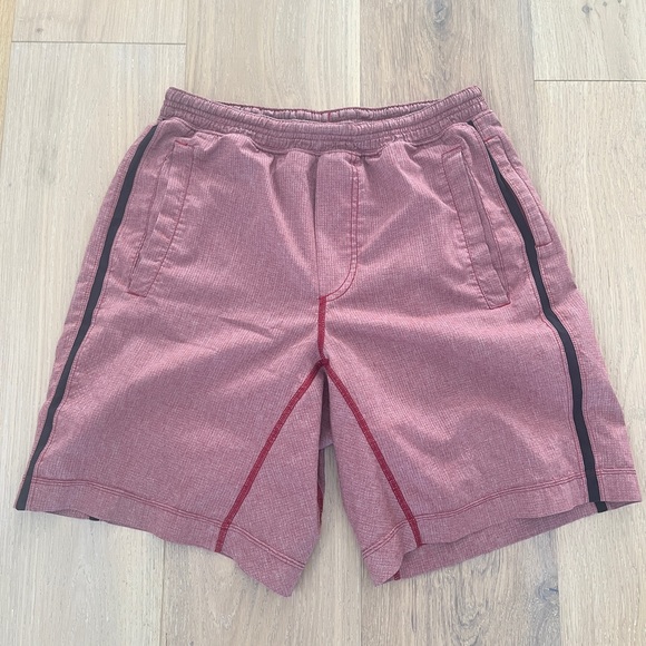 Men’s Lululemon Lined Pacebreaker Shorts - size M - Picture 1 of 2